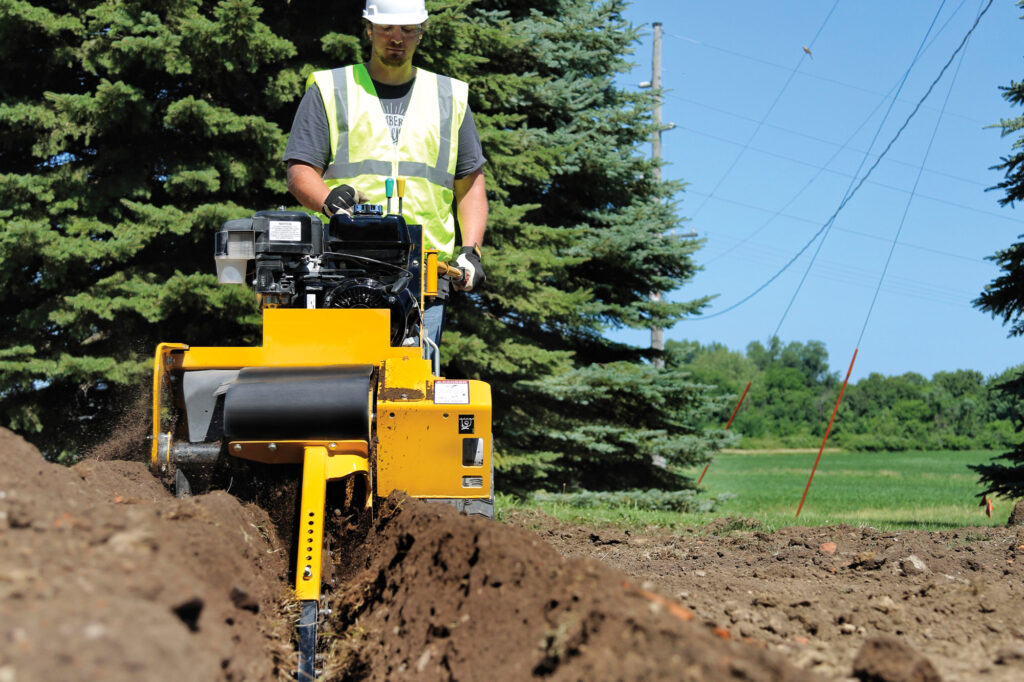 Ruční rýhovač Vermeer RTX130