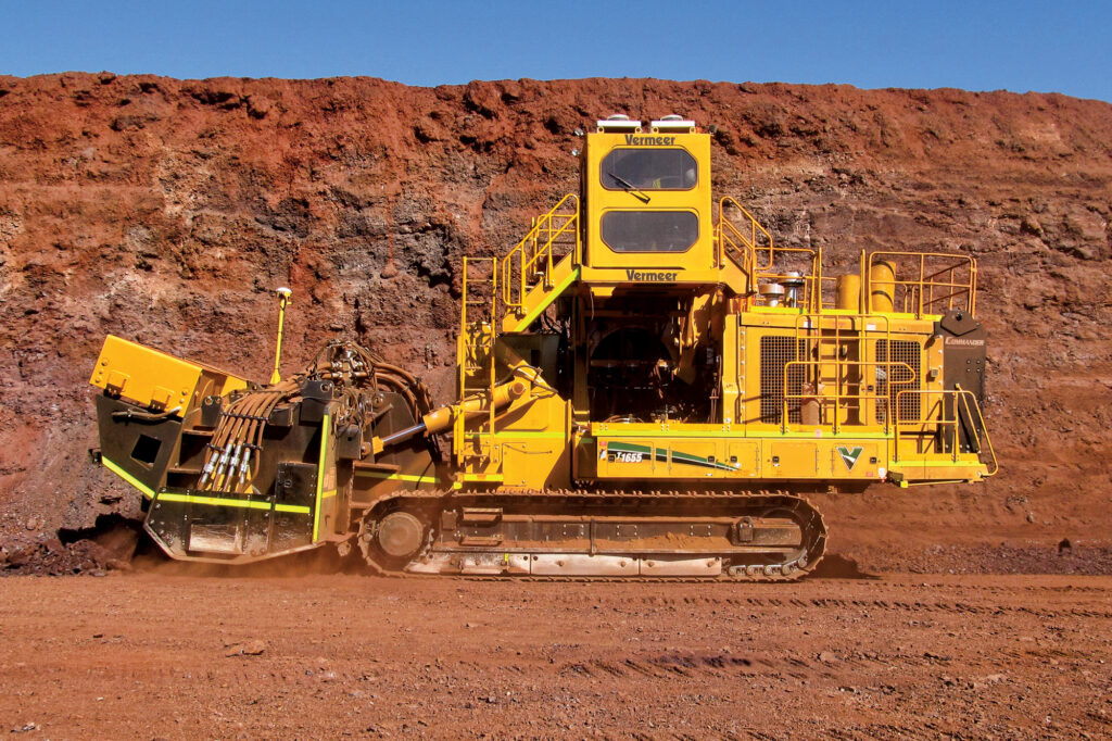 Srovnávač terénu Vermeer T1655