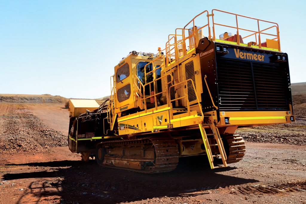 Srovnávač terénu Vermeer T1655