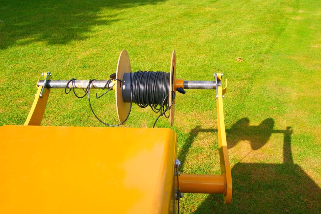 Vibrační pluh Vermeer PTX40