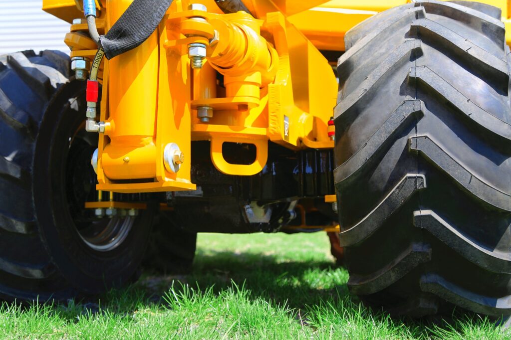 Vibrační pluh Vermeer PTX44