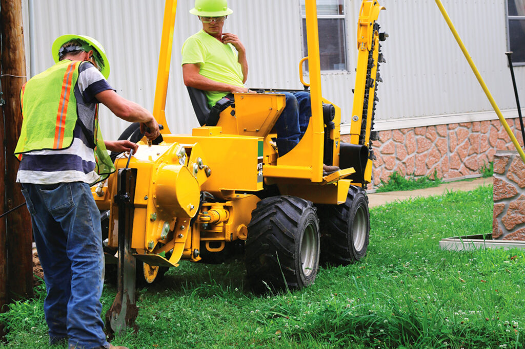 Vibrační pluh Vermeer PTX44