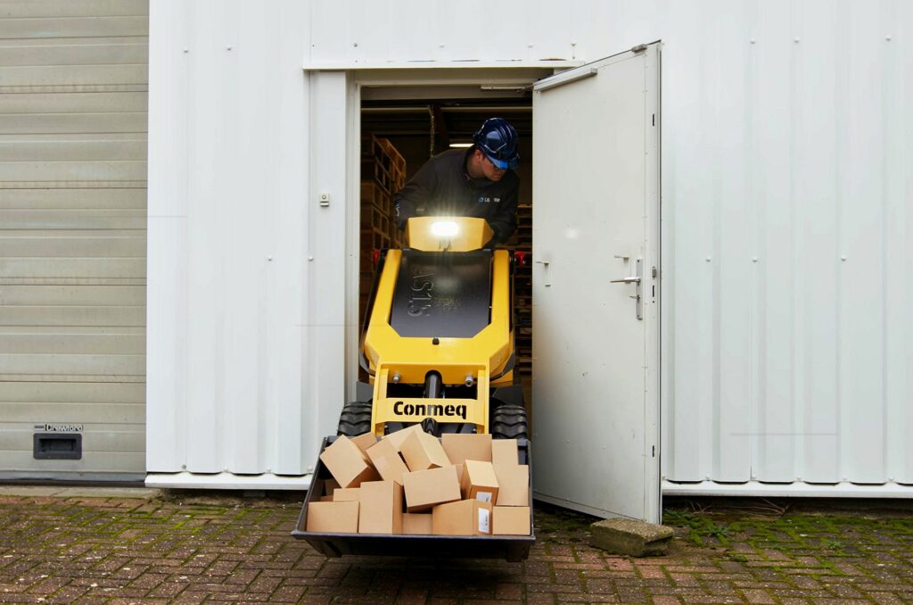 Mininakladač Conmeq AS15