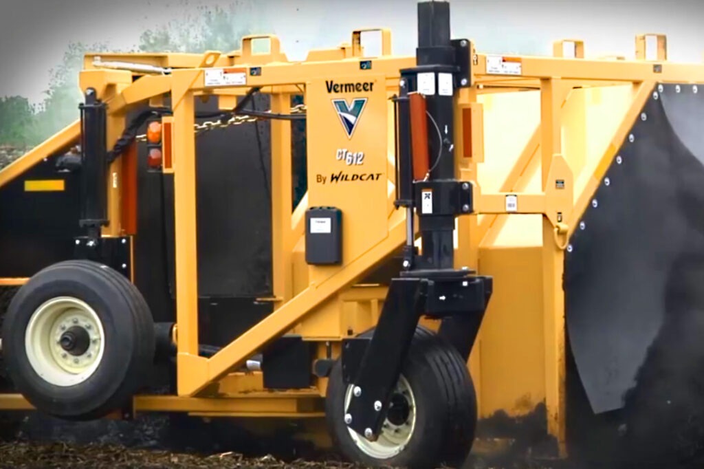 Překopávač kompostu Vermeer CT612